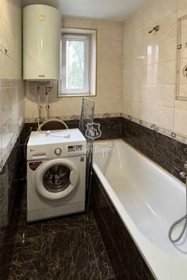 Фото Продаю 2 кімнатну квартиру, 52.2 кв. м, Глібова вул.  Бориспіль, ціна: 65000 USD, код 6169