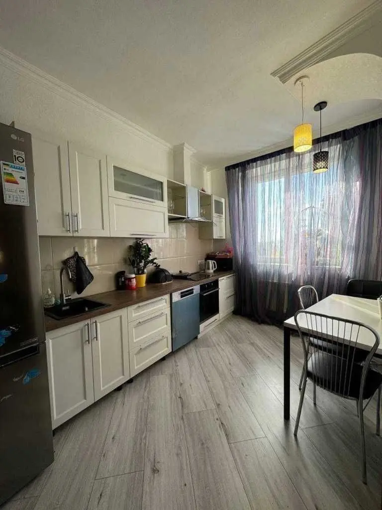 Фото Продаю 2 кімнатну квартиру, 64 кв. м, Ковальський пров.  Біла Церква, ціна: 95000 USD, код 6172