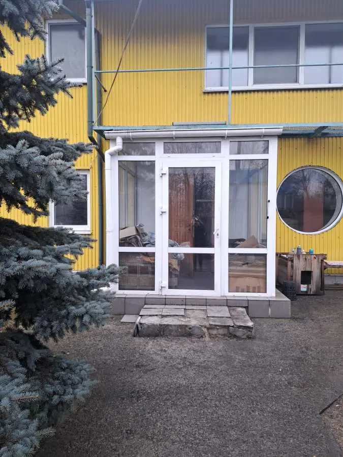Фото Продаю склад, 1655 кв. м, Новопромислова вул.  Вишгород, ціна: 1100000 EUR, код 6174