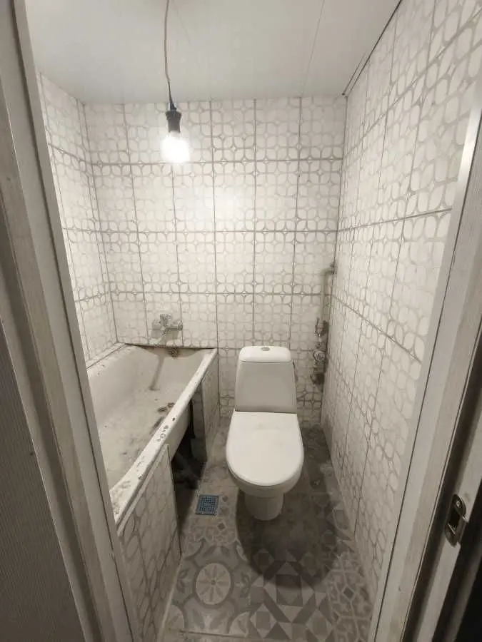 Фото Selling a 2-room apartment, 38 sq.m., Krasnopilska Street 1 Dnipro, price: 27800 USD, code 6176