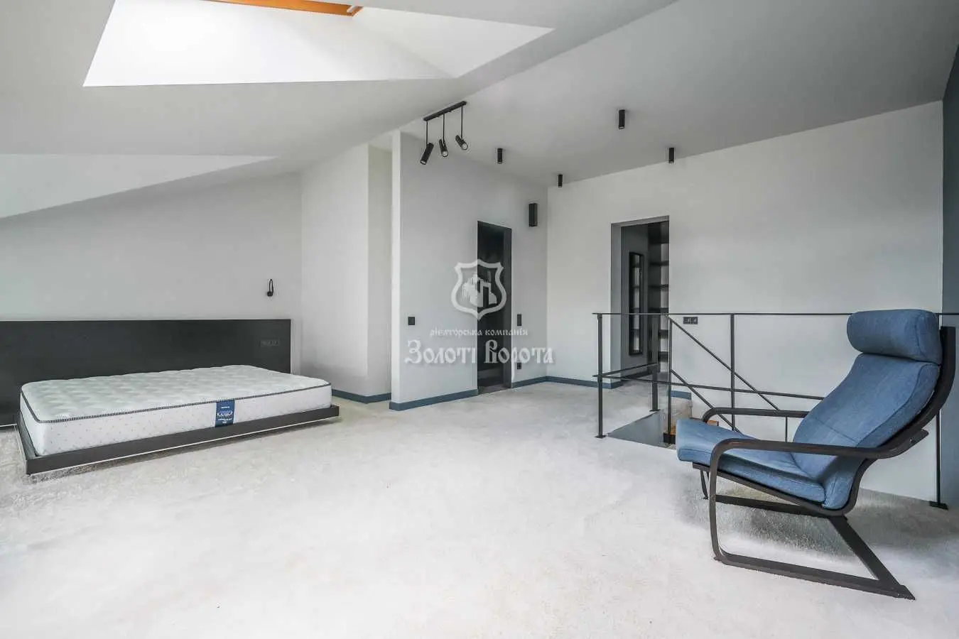 Фото Selling a 2-room apartment, 77.85 sq.m., Zazymya, price: 83000 USD, code 6180