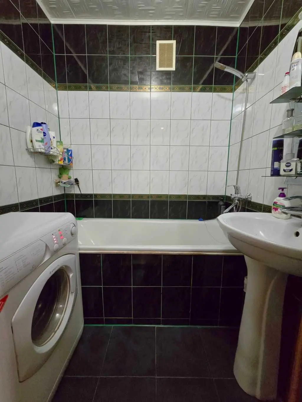 Фото Продаю 2-комнатную квартиру, 67 кв. м, Академический пер.  Белая Церковь, цена: 78000 USD, код 6183
