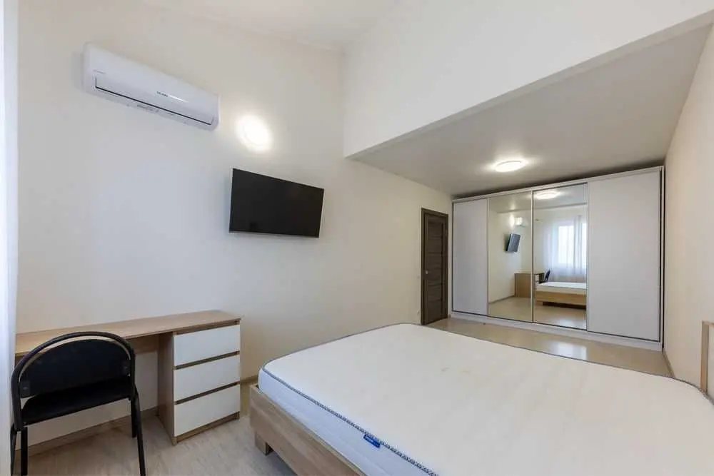 Фото Selling a 3-room apartment, 70 sq.m., Bogolubova Street 5 Sofiivska Borschahivka, price: 86000 USD, code 6191