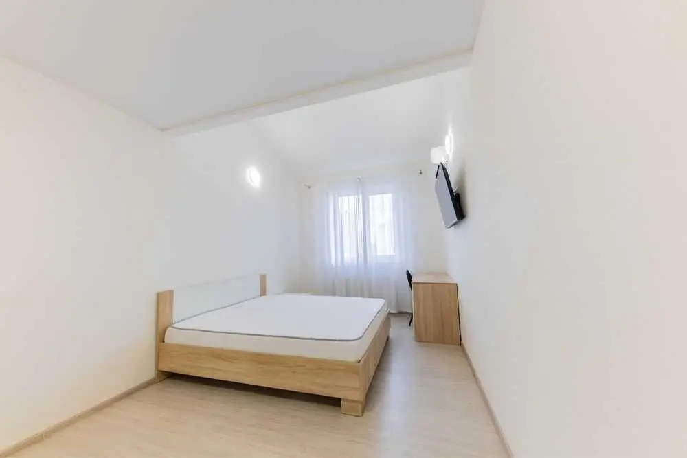 Фото Selling a 3-room apartment, 70 sq.m., Bogolubova Street 5 Sofiivska Borschahivka, price: 86000 USD, code 6191