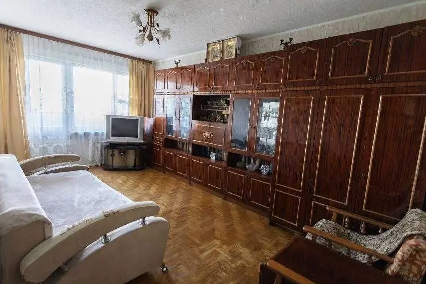 Фото Selling a 3-room apartment, 76 sq.m., Kvitnevyi Lane 12 Kyiv, price: 77000 USD, code 6192