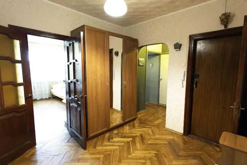 Фото Selling a 3-room apartment, 76 sq.m., Kvitnevyi Lane 12 Kyiv, price: 77000 USD, code 6192
