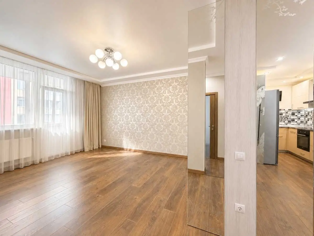 Фото Selling a 1-room apartment, 52 sq.m., Mykhaila Derehusa Street  Kyiv, price: 126800 USD, code 6193