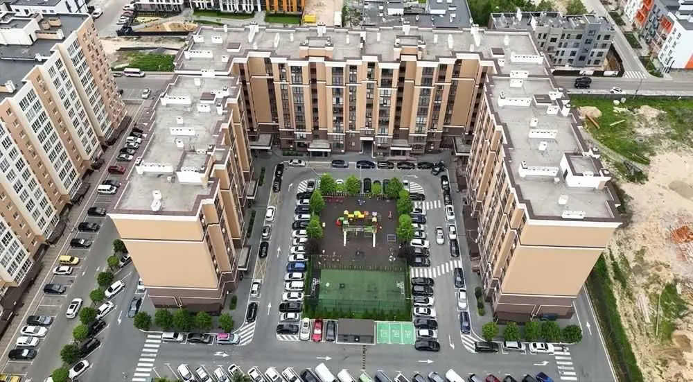 Фото Selling a 1-room apartment, 44 sq.m., Svobody street (Heroyiv Nebesnoyi Sotni avenue)  Sofiivska Borschahivka, price: 85000 USD, code 6194