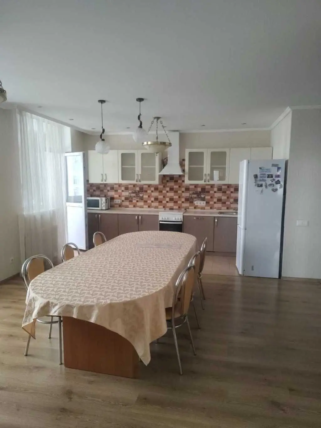 Фото Rent a 3-room apartment, Mykoly Bazhana Avenue  Kyiv for long-term rent, price: 28000 UAH, code 6197