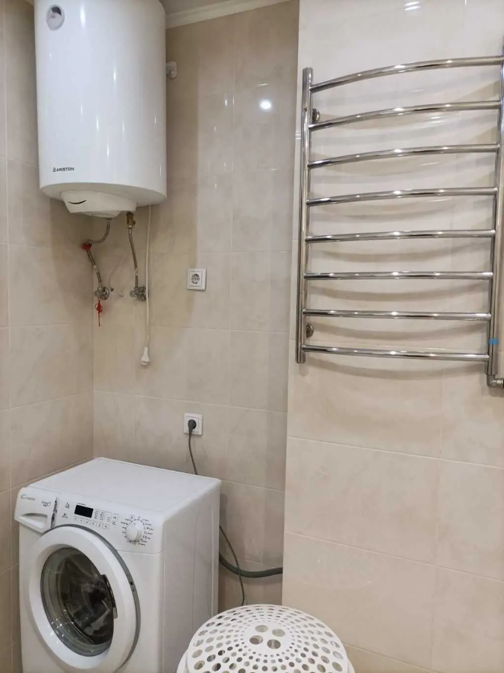 Фото Rent a 3-room apartment, Mykoly Bazhana Avenue  Kyiv for long-term rent, price: 28000 UAH, code 6197