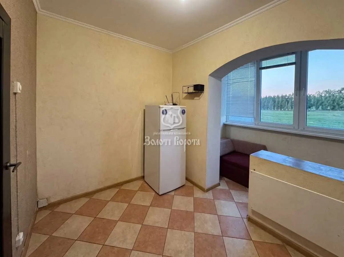 Фото Selling a 1-room apartment, 38.6 sq.m., Vitchyznyana street  Rohoziv, price: 27000 USD, code 6202