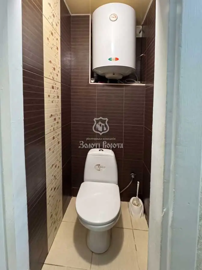 Фото Selling a 1-room apartment, 38.6 sq.m., Vitchyznyana street  Rohoziv, price: 27000 USD, code 6202