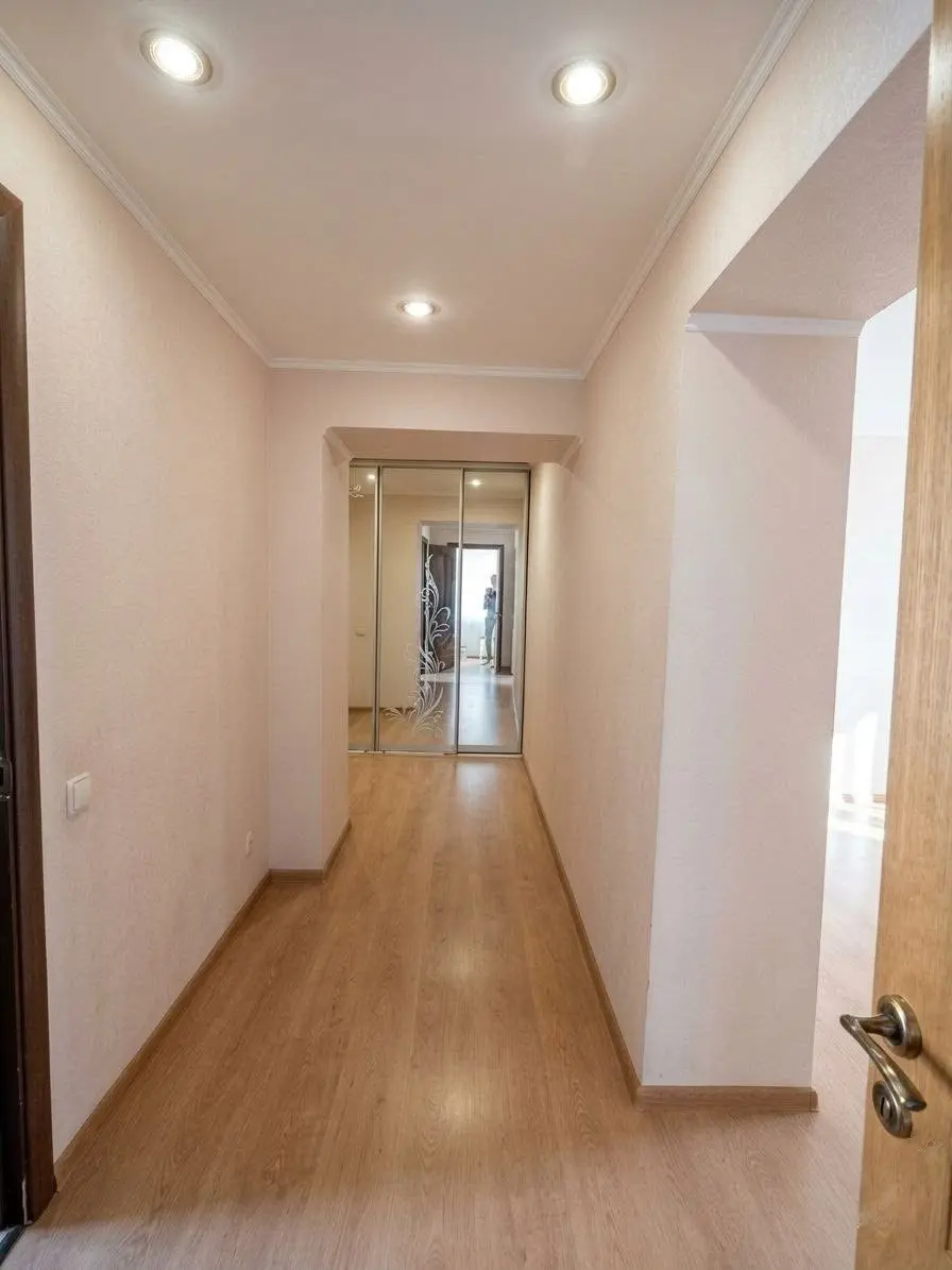 Фото Продаю 4 кімнатну квартиру, 79.2 кв. м, Білоцерківська вул.  Тараща, ціна: 60000 $, код 6213