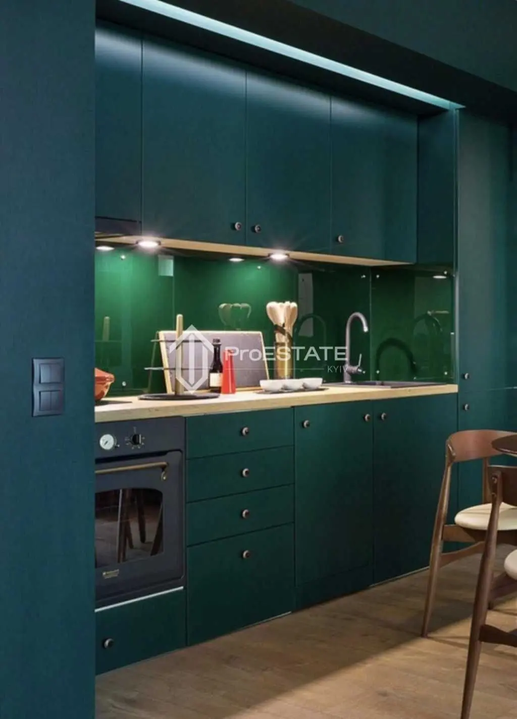 Фото Selling a 1-room apartment, 44 sq.m., Reheneratorna Street  Kyiv, price: 95000 USD, code 6234