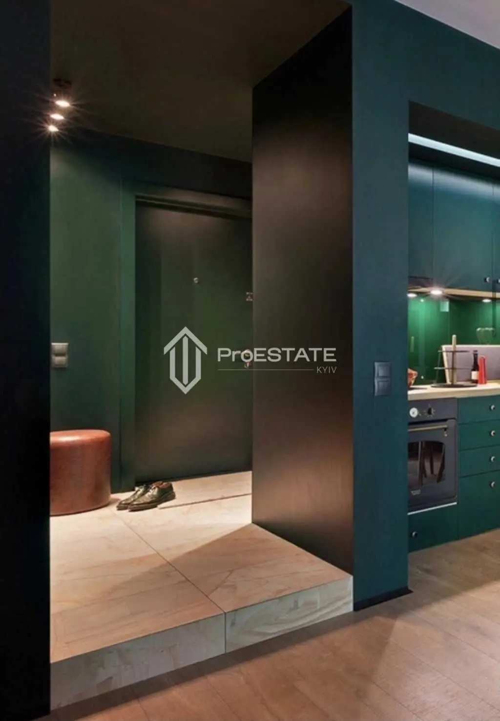 Фото Selling a 1-room apartment, 44 sq.m., Reheneratorna Street  Kyiv, price: 95000 USD, code 6234