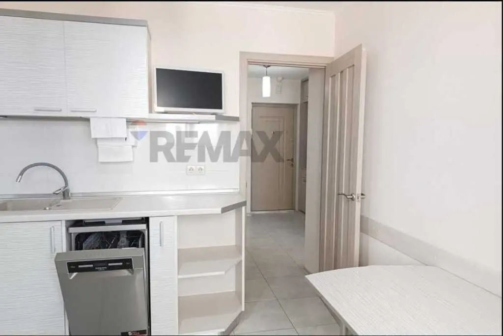 Фото Selling a 1-room apartment, 42 sq.m., Symona Petliury Street (Cherniakhovskoho Street) 36 Brovary, price: 59000 USD, code 6236