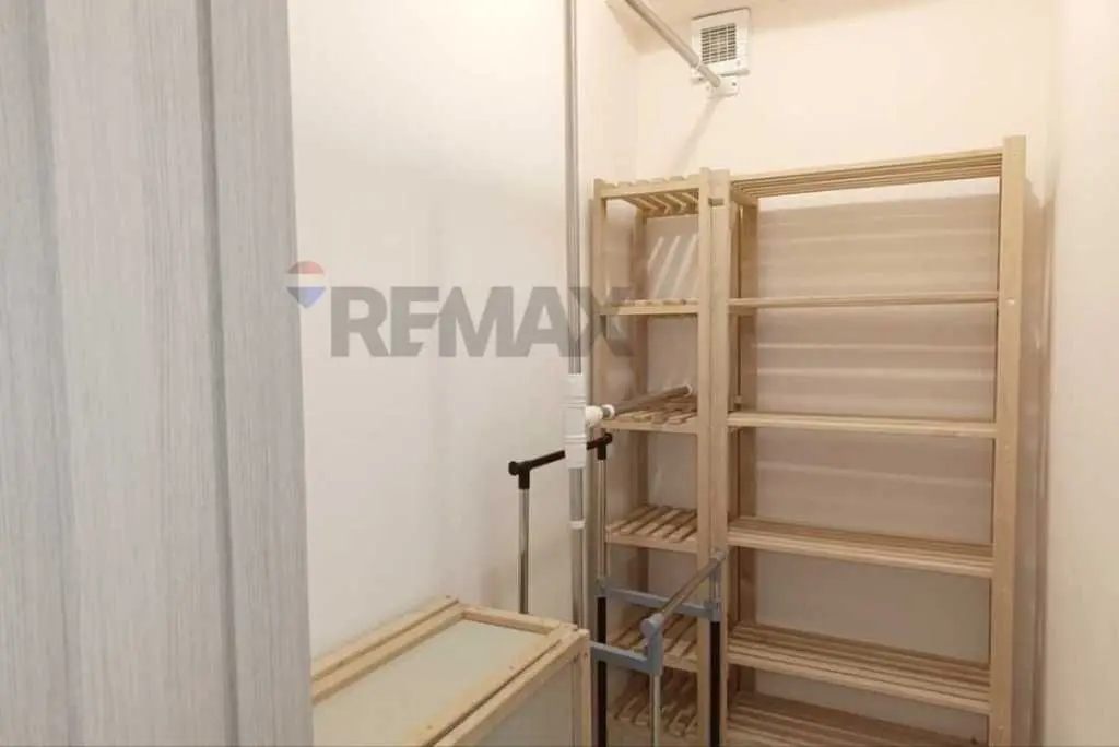 Фото Selling a 1-room apartment, 42 sq.m., Symona Petliury Street (Cherniakhovskoho Street) 36 Brovary, price: 59000 USD, code 6236