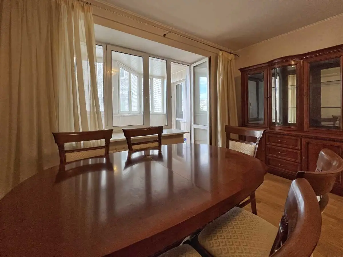 Фото Продаю 3-комнатную квартиру, 115.5 кв. м, Прилужная ул. 4/15 Киев, цена: 155000 USD, код 6239