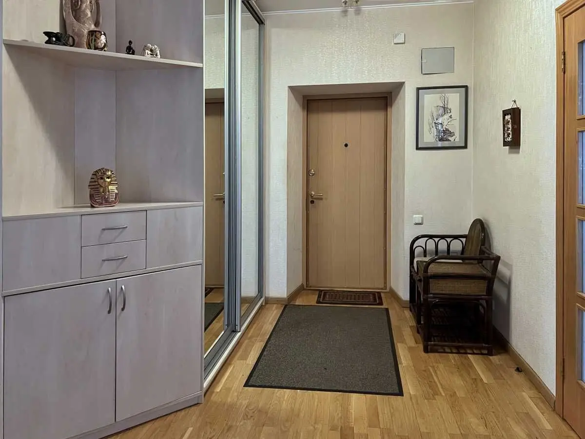 Фото Продаю 3-комнатную квартиру, 115.5 кв. м, Прилужная ул. 4/15 Киев, цена: 155000 USD, код 6239