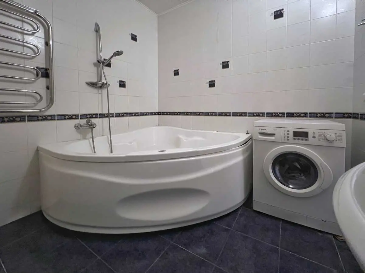 Фото Продаю 3-комнатную квартиру, 115.5 кв. м, Прилужная ул. 4/15 Киев, цена: 155000 USD, код 6239