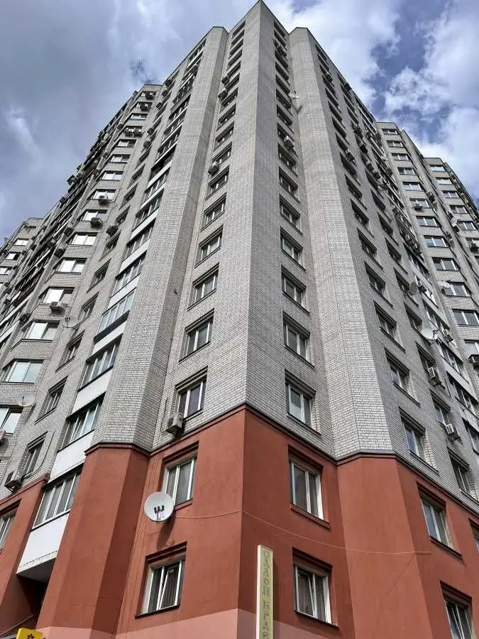 Фото Продаю 3-комнатную квартиру, 115.5 кв. м, Прилужная ул. 4/15 Киев, цена: 155000 USD, код 6239
