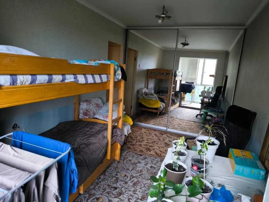 Фото Продаю 2-комнатную квартиру, 52 кв. м, Стратегическое шоссе 15 Киев, цена: 63000 USD, код 6241