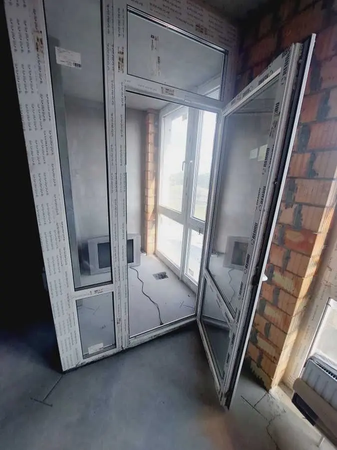 Фото Продаю 1 кімнатну квартиру, 37 кв. м, Зарічна вул. 6к3 Київ, ціна: 68300 USD, код 6244
