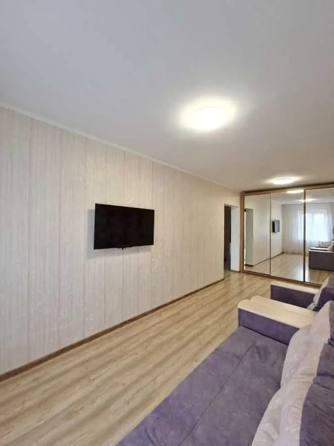 Фото Продаю 3 кімнатну квартиру, 71.6 кв. м, Моторна вул.  Київ, ціна: 87000 USD, код 6245