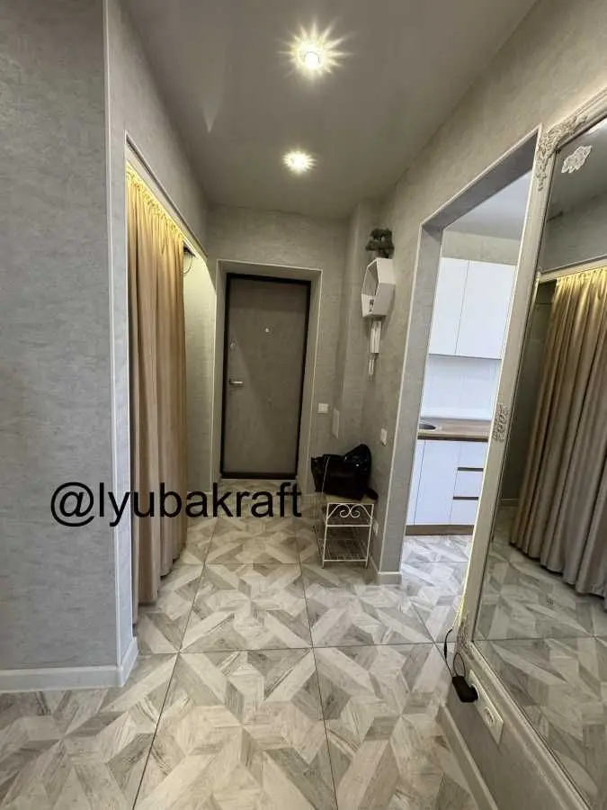 Фото Продаю 2-комнатную квартиру, 51 кв. м, Золочевская ул. 21 Харьков, цена: 44000 USD, код 6248