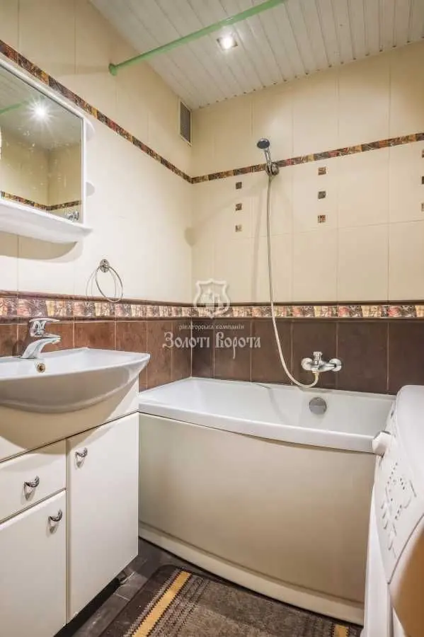 Фото Продаю 1 кімнатну квартиру, 42.1 кв. м, Володимира Жаботинського вул. (Муромська) 52 Київ, ціна: 43000 USD, код 6263