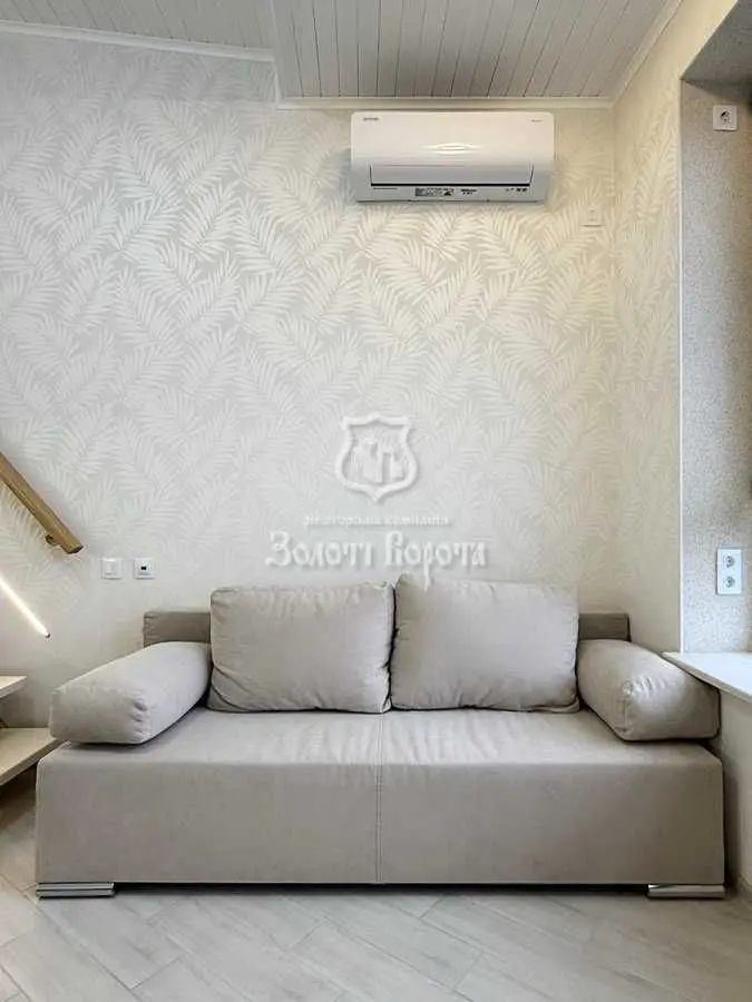 Фото Selling a 1-room apartment, 25 sq.m., Kamianska Street (Dniprodzerzhynska Street)  Kyiv, price: 49900 USD, code 6276