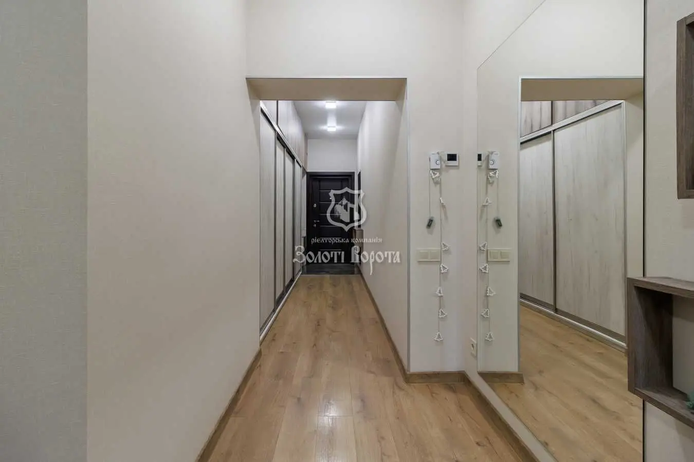Фото Продаю 3-комнатную квартиру, 112 кв. м, Подлесная ул.  Зазим’я, цена: 132000 USD, код 6278