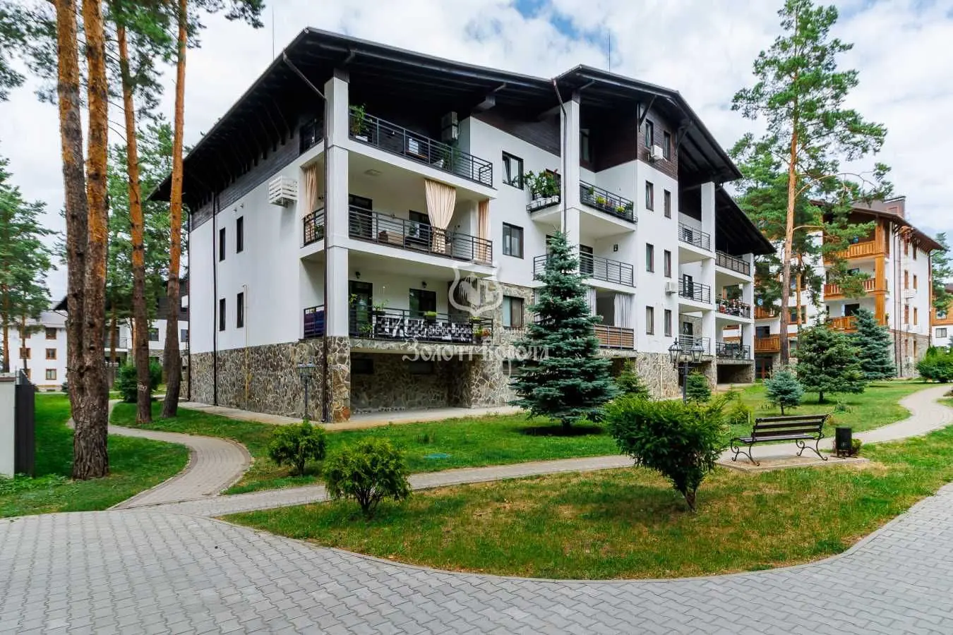 Фото Продаю 3-комнатную квартиру, 112 кв. м, Подлесная ул.  Зазим’я, цена: 132000 USD, код 6278