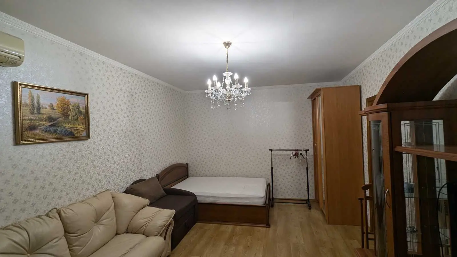 Фото Продаю 1 кімнатну квартиру, 49 кв. м, Чабани, ціна: 87000 USD, код 6279