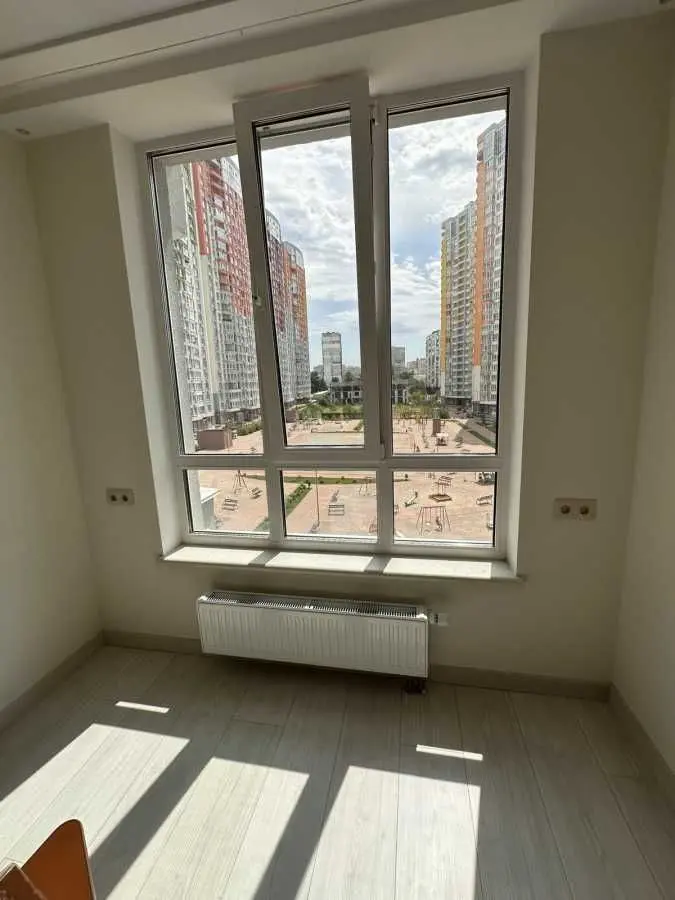 Фото Selling a 2-room apartment, 66.5 sq.m., Kakhovska Street  Kyiv, price: 129000 USD, code 6286