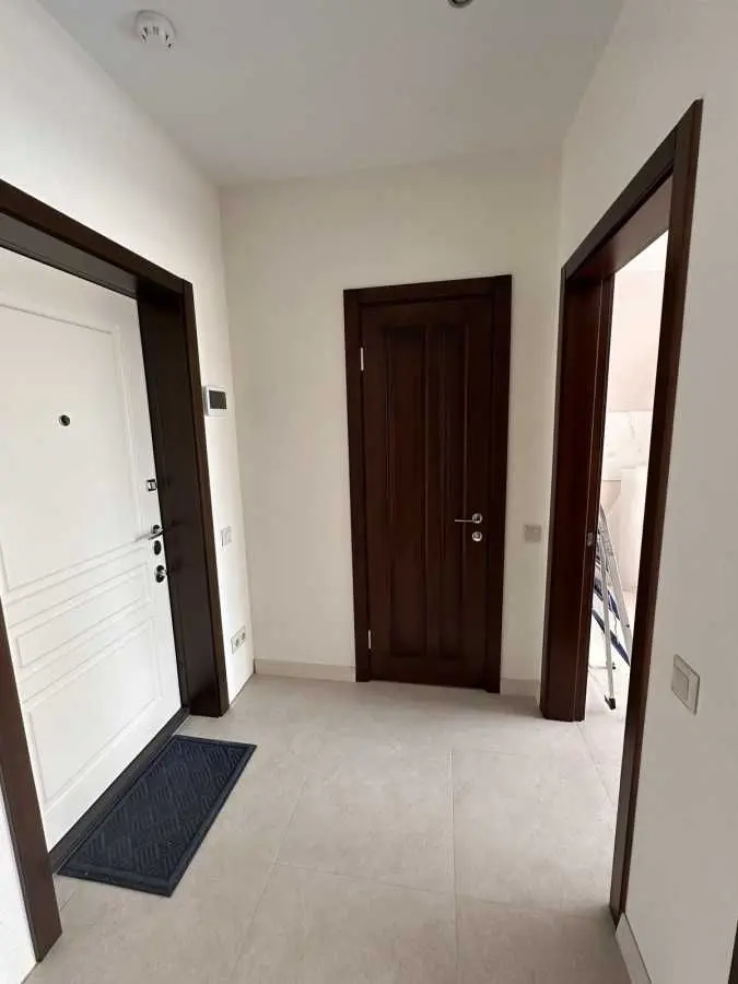 Фото Selling a 2-room apartment, 66.5 sq.m., Kakhovska Street  Kyiv, price: 129000 USD, code 6286