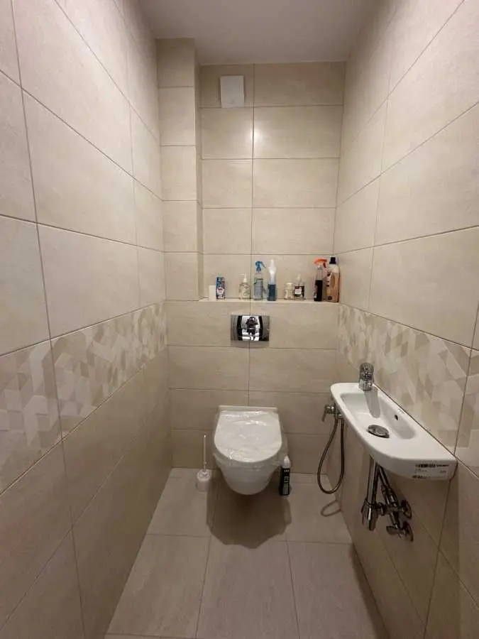 Фото Selling a 2-room apartment, 66.5 sq.m., Kakhovska Street  Kyiv, price: 129000 USD, code 6286