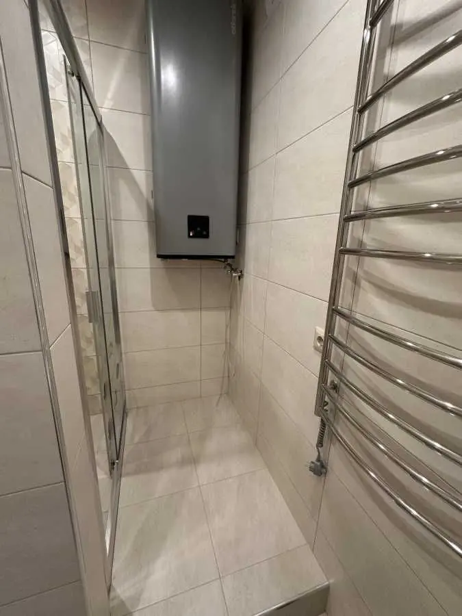 Фото Selling a 2-room apartment, 66.5 sq.m., Kakhovska Street  Kyiv, price: 129000 USD, code 6286