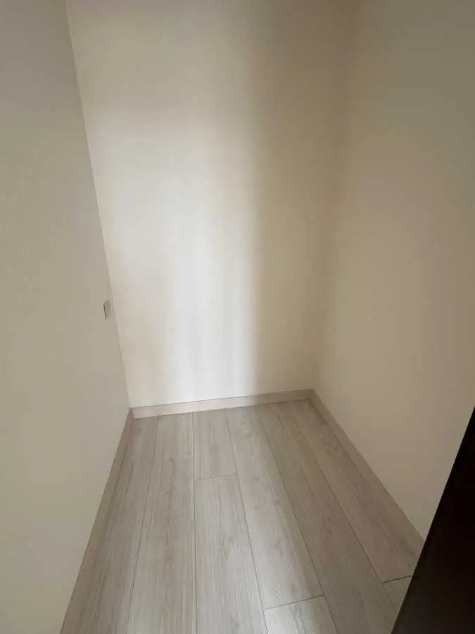 Фото Selling a 2-room apartment, 66.5 sq.m., Kakhovska Street  Kyiv, price: 129000 USD, code 6286