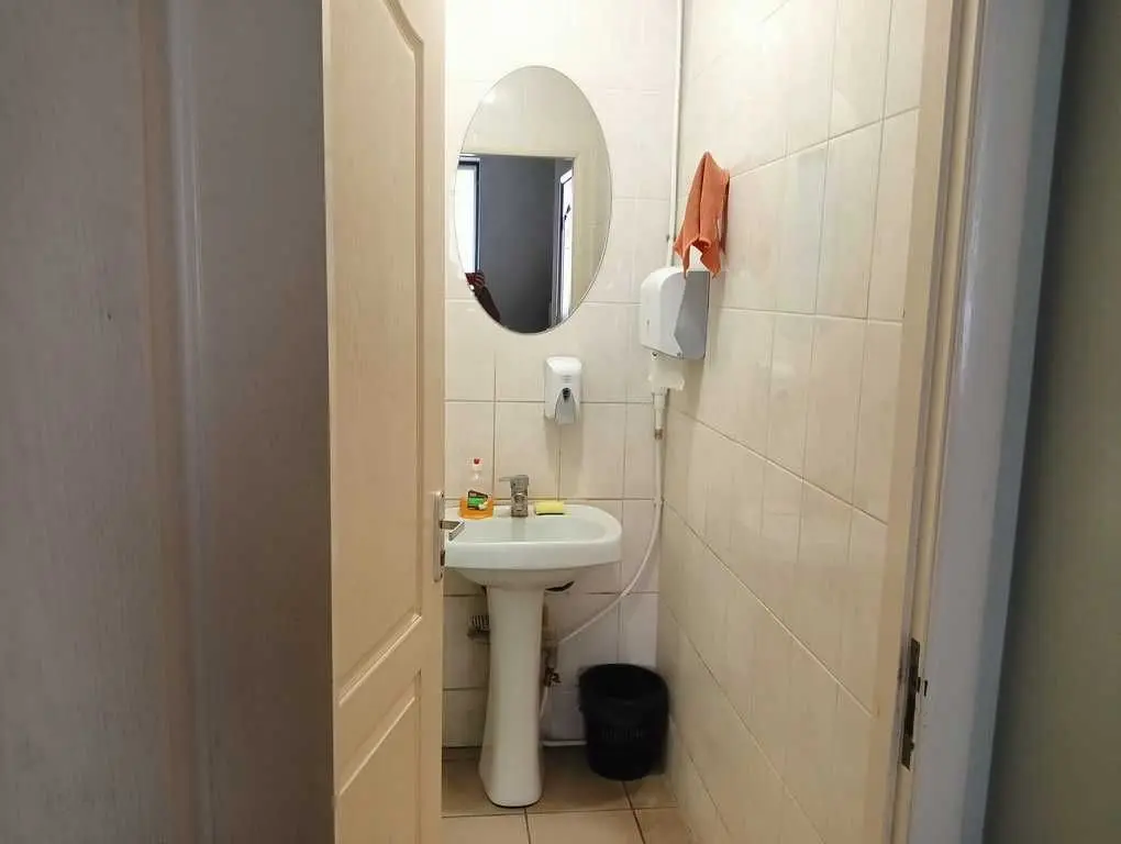 Фото Продаю офіс, 157.2 кв. м, Жасміновий бульв. (Петра Слинька) 1 Харків, ціна: 91600 USD, код 6299