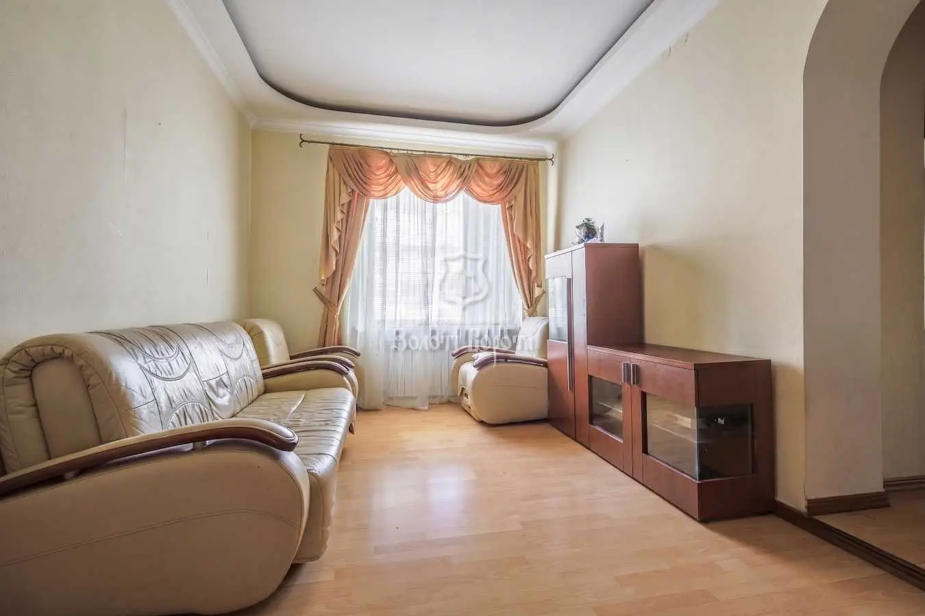 Фото Продаю 2-комнатную квартиру, 48.5 кв. м, Академіка Книшова ул. (Амурская)  Киев, цена: 80000 USD, код 6305