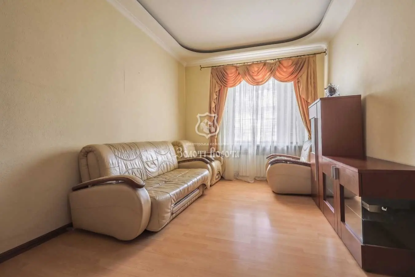 Фото Продаю 2-комнатную квартиру, 48.5 кв. м, Академіка Книшова ул. (Амурская)  Киев, цена: 80000 USD, код 6305