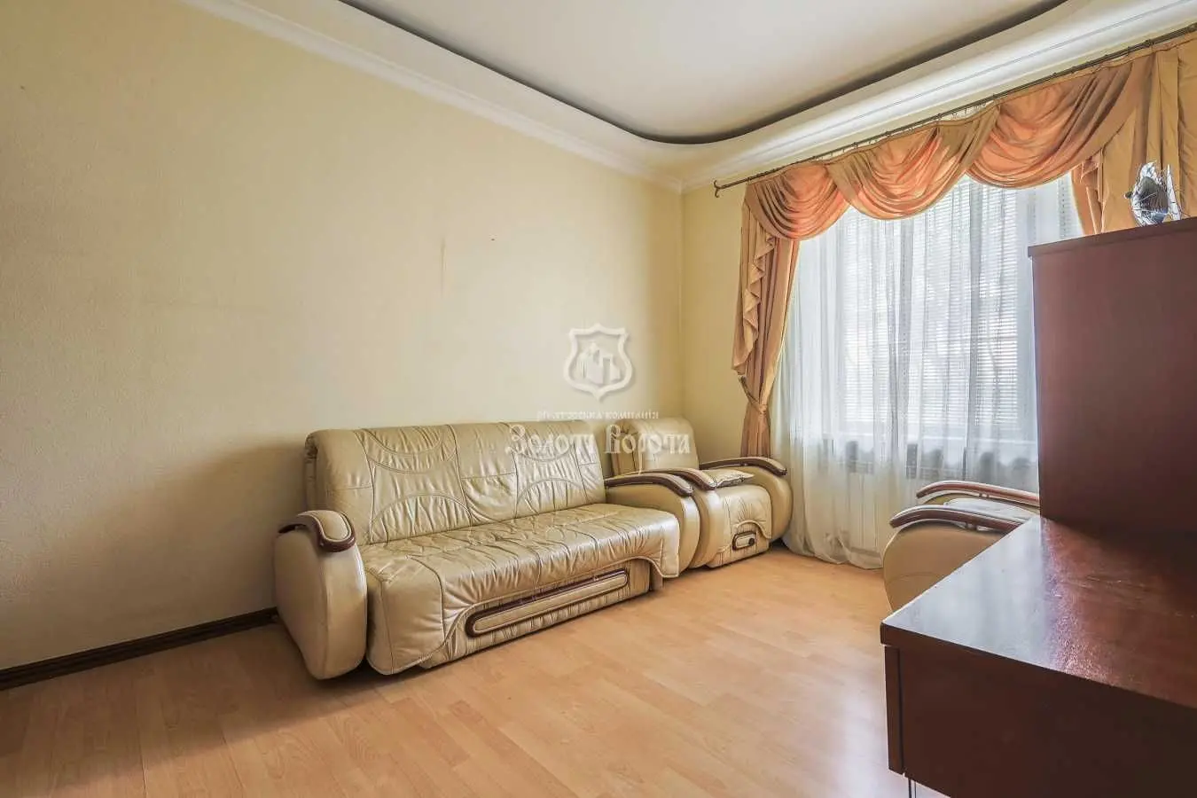 Фото Продаю 2-комнатную квартиру, 48.5 кв. м, Академіка Книшова ул. (Амурская)  Киев, цена: 80000 USD, код 6305