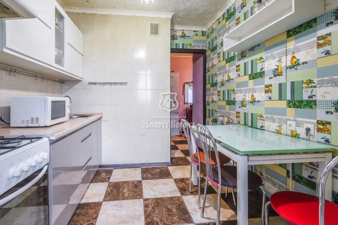 Фото Продаю 1 кімнатну квартиру, 33 кв. м, Милославська вул. 17а Київ, ціна: 46000 USD, код 6306