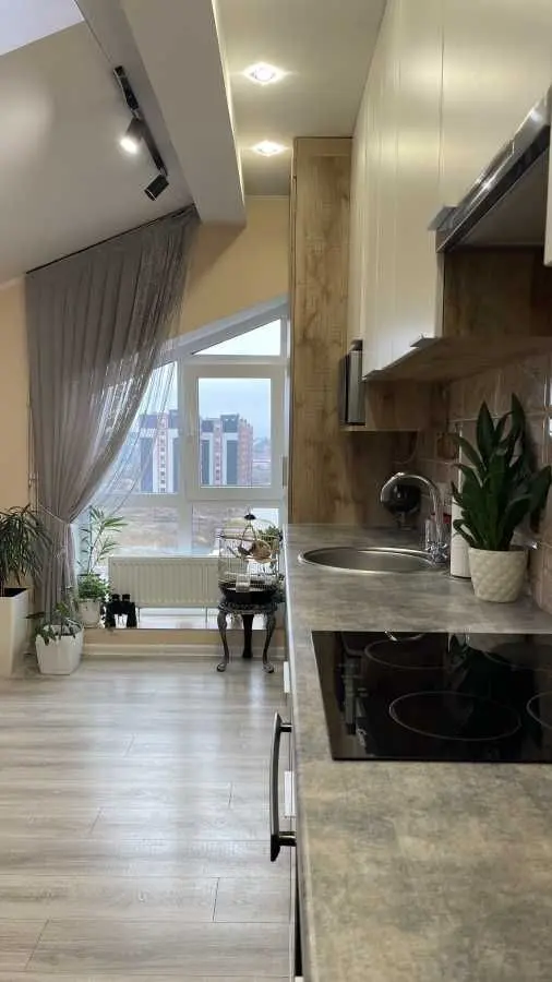 Фото Продаю 3 кімнатну квартиру, 118.6 кв. м, Січових стрільців вул.  Хмельницький, ціна: 100000 USD, код 6308