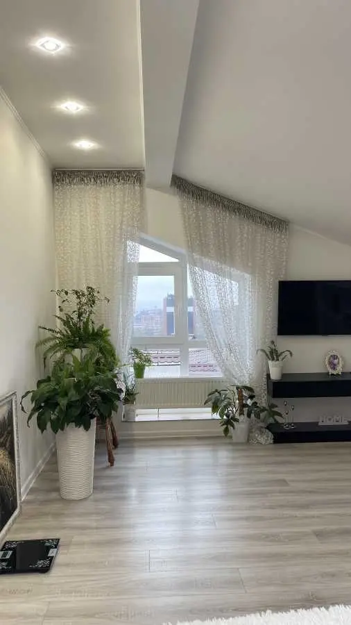 Фото Продаю 3 кімнатну квартиру, 118.6 кв. м, Січових стрільців вул.  Хмельницький, ціна: 100000 USD, код 6308