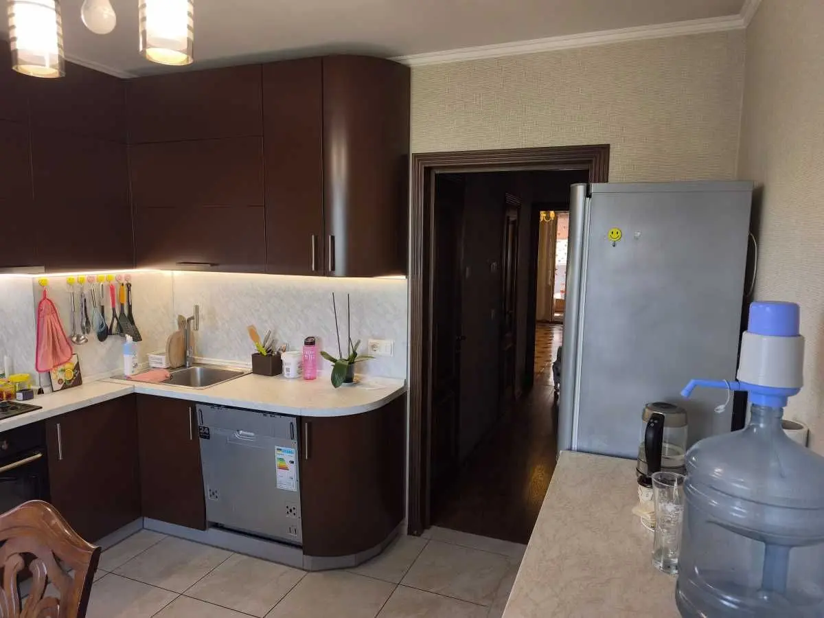 Фото Продаю 3 кімнатну квартиру, 98.2 кв. м, Здолбунівська вул. 13 Київ, ціна: 145000 USD, код 6312
