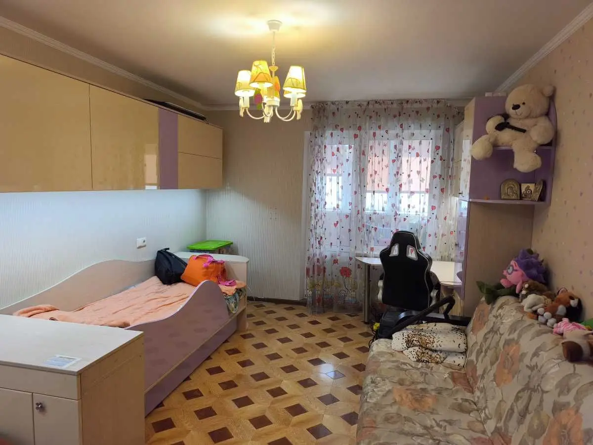 Фото Продаю 3 кімнатну квартиру, 98.2 кв. м, Здолбунівська вул. 13 Київ, ціна: 145000 USD, код 6312