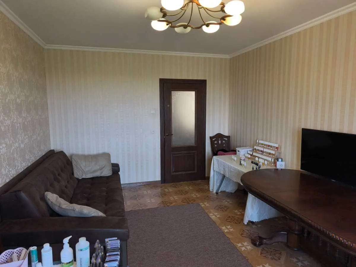 Фото Продаю 3 кімнатну квартиру, 98.2 кв. м, Здолбунівська вул. 13 Київ, ціна: 145000 USD, код 6312