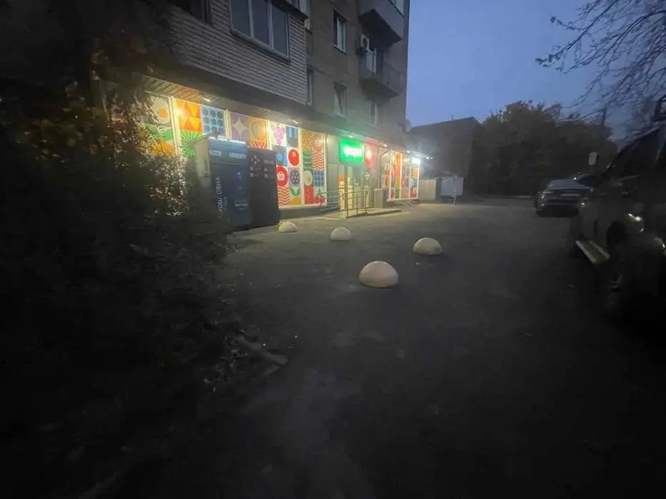 Фото Продаю 2 кімнатну квартиру, 46 кв. м, Будівельників вул. 40 Київ, ціна: 45000 $, код 6315